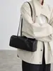 Nuevo producto 2026: una bolsa tipo almohada, bandolera, para el hombro y tipo baguette de cuero de curtición vegetal, minimalista y de nicho - una bolsa versátil y de moda para mujer
