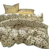 Conjunto de Quatro Peças Respirável Classe A para Maternidade e Bebês para Dormir Nu, Lençol e Capa de Edredom de Gaze Dupla de Algodão Puro Nuvens Macias, Conjunto de Três ou Quatro Peças para Dormitório