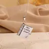Artículo Popular Transfronterizo: Collar Script Book Estrella Pequeña Hija para Mujer, Collar de Acero Inoxidable con Colgante Abierto Grabable, Mayoreo