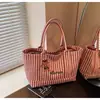Bolsa Tote de Grande Capacidade, Novo Estilo Transfronteiriço, Bolsa de Ombro Fashion Casual para o Dia a Dia, Bolsa Versátil Tendência Estilo Coreano no Atacado para Mulheres