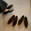 Zapatos Mary Jane Nuevos de Otoño 2026 Estilo Retro con Punta Cuadrada, Tacón Oculto y Boca Profunda para Mujer en Colores Negro, Verde y Café