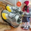 Zapatos Argan Cómodos de Suela Blanda para Niñas 2026 Nuevo Estilo Otoño/Invierno Zapatos de Velcro Dexun para Niños Pequeños, Medianos y Grandes Zapatos Deportivos Modernos