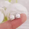 Novo Produto da Zhizhen: Brincos Pequenos e Delicados de Pérola de Água Doce, um Acessório de Pérola Essencial com Ótimo Custo-Benefício com Injeção de Ouro 14K