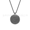 Collar con colgante de texto grabado de origen transfronterizo, colgante redondo de acero inoxidable, efecto relieve, collar de acero de titanio A