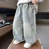 Jeans de otoño para niños, pantalones modernos y elegantes para niños, nuevo modelo 2026, pantalones casuales curvos guapos para primavera y otoño para niños