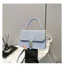 Bolso Pequeño Cuadrado Retro Nuevo para Viajes de Otoño e Invierno, Gama Alta, Lujo Ligero, Versátil para Uso Diario, Bolso de Hombro y Cruzado, Bolso de Mano Clásico