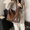 Las Bolsas Retro Grandes Populares de Este Año para Mujer 2026 Nuevas Bolsas de Hombro de Venta Caliente para Otoño e Invierno Bolsas Cruzadas de Gran Capacidad para el Trabajo
