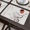 Novos jogos americanos de couro estilo chinês, modernos e elegantes, à prova d'água, à prova de óleo, resistentes ao calor, laváveis, estilo ins para uso doméstico, jogos americanos de mesa e de centro de mesa em PVC