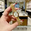 Koujia Relógio Feminino Versátil da Moda com Mostrador Pequeno Relógio Vintage para Mulheres Relógio Feminino Comércio Exterior Transfronteiriço Relógio de Luxo Leve Atacado