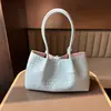Bolso Cruzado de Hombro Único Tejido para Primavera/Verano 2026 Bolso de Axila Bolso Cesta Piel Genuina Cuero de Vaca de Primera Capa Bolso Tejido