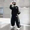 Conjunto de Ropa de Otoño para Niños Estilo Primavera/Otoño 2026 Nuevo Estilo Niños de Talla Mediana a Grande Deportivo Moderno Genial Moda para Niños Sudadera Otoño