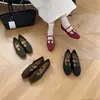 Zapatos Mary Jane Retro Franceses con Tacón Grueso para Mujer 2026 Nuevo Estilo Diseño de Nicho Zapatos de una Sola Pieza con Correa Única Tacón Grueso Cómodos de Usar