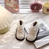 Botas de cuero con ribete de encaje para niña, cálidas botas cortas de invierno con forro de felpa para niños, botas para bebé estilo princesa con lazo, suela suave