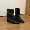 Botas de mujer estilo coreano con punta y hebilla de cinturón, nueva colección otoño/invierno 2026, diseño plisado versátil, botas de montar, botas de moda de alta gama