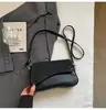 Bolsa Transversal Feminina Casual, Estilosa e Única, Novo Modelo Primavera 2026, Cor Sólida, Moderna, Pequena Bolsa Quadrada Fashion