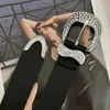Shorts de Mezclilla Elásticos Ajustados de Tiro Bajo Estilo Chica Caliente Americana para Mujer Verano Nuevo Adelgazantes de Pierna Ancha que Resaltan la Cadera Hot Pants