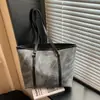 Bolso de Hombro Retro de Gran Capacidad de Nuevo Estilo Transfronterizo de Nicho, Bolso de Hombro a la Moda con Textura de Alta Calidad, Bolso Tote Mate para Viajes