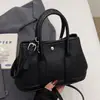 2026 Nuevos Bolsos Pequeños de Moda para Mujer, Bolsos Cruzados Lindos y Versátiles para Primavera/Verano, Bolsos Cubo de Mano de Moda y Súper Populares