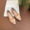 Sapatos Femininos Quadrados com Laço Suave e Bonito Estilo Francês 2025 Novo Modelo Combinados com Saias, Sapatos Elegantes de Couro Envernizado com Decote Baixo