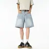 2026 Novo Estilo Retrô Americano Shorts Jeans Azuis Desgastados Soltos Retos Rasgados de Comprimento Médio para Homens