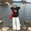 Camiseta Branca de Algodão Puro com Manga Curta de Maçã para Mulheres, Novo Design Verão 2026, Estilo Nicho, Caimento Solto, Top Emagrecedor de Meia Manga, Tendência