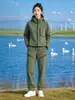 Venta al por mayor transfronteriza conjunto de chaqueta softshell nuevo para otoño e invierno 2026 para hombres y mujeres, forro polar, engrosado, cálido, abrigo con capucha