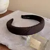 Faixa de Cabeça com Coroa Alta para Mulheres, Novo Estilo com Toque de Luxo, Faixa de Cabelo Larga Versátil para Sair, Acessório de Cabelo para Lavar o Rosto
