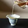 Taza de Té Inno Kisho Arita-Yaki Gradiente Pastel Patrón de Mariposa y Flor, Taza Personal de Alto Valor para Mujeres, Taza para Beber Té