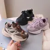 Novos Tênis Esportivos Infantis Outono 2025, Leves e Respiráveis, Tênis de Corrida Moda Coreana para Meninos, Tênis Casuais 'Dad Shoes' para Meninas