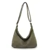 Bolso de hombro verde militar vintage nuevo para mujer, bolso cruzado de gran capacidad para la escuela y el trabajo, color sólido, gamuza moderna, a la moda