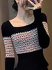 Elegante Suéter Negro de Punto, Cálido y con Estilo, Maduro y Chic, Corte Ajustado, Versión Coreana, Manga Larga, Para Mujer, Nuevo para Invierno 2025