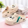 Pantuflas Zapatos Croc para Hombre 2023 Nuevos Antideslizantes Suela Gruesa Casual Exterior Estilo Coreano Playa Suela Suave Sandalias Baotou para Hombre