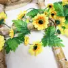 Enredadera de Girasol, Enredadera de Flor de Girasol, Tira de Flores Decorativa para Cubrir Tubería de Aire Acondicionado, Decoración del Hogar, Enredadera de Flores Artificiales, Colgante de Pared
