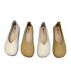 Sapatos femininos retrô franceses de sola macia, novos sapatos de boca rasa para primavera e verão de 2025, sapatos baixos com saia e salto alto