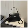 Bolso bandolera con una textura de moda y diseño sencillo, diseño de nicho para el verano 2026, bolso de hombro casual, nuevo bolso cuadrado pequeño para mujer