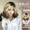 Peruca de Cabelo de Seda para Mulheres, Peruca de Cabeça Inteira, Cabelo Curto Cacheado Lolita, Cachos Relaxados, Peruca de Cabeça Inteira da Moda