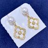 Pendientes de Plata S925 de Venta Caliente Otoñal con Perlas Naturales de Agua Dulce Blancas, Pendientes Vintage de Trébol de Cuatro Hojas para Mujer, Elegantes de Alta Gama, Lujo Ligero