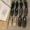 Sapatos de Couro Pretos Estilo Britânico Retrô com Cadarço Plano para Mulheres, Mocassins da Moda Primavera e Outono 2026 com Bico Quadrado