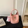 Bolsa de Mão Feminina de Design Tendência Nicho 2026 Nova Coleção Primavera Bolsa Saco Versátil Transversal Texturizada