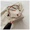 Bolsos Pequeños de Moda para Viajes Diarios para Mujer 2026 Nuevo Bolso Cruzado de Cadena de Gama Alta de Nicho Bolso Cubo de un Solo Hombro