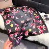 Primavera 2025 Nuevo Pañuelo Moda Estilo Occidental Combinable Cuadrado Pequeño 70cm Pañuelo Decorativo Protección Solar Chal de Viaje Mujer