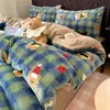 Juego de ropa de cama de cuatro piezas A-class de terciopelo de leche, fresco y simple, para otoño e invierno, cálido y engrosado, terciopelo de coral de doble cara, juego de tres piezas de dibujos animados