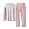 Tecido Fino Escovado Dupla Face Tipo A Conjunto Casual de Loungewear para Casal com Gola Redonda e Mangas Longas Calça Longa Adequado para Usar por Cima