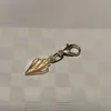 Estilo marino transfronterizo nuevo artículo charm de zapato de estrella de mar concha colgante azul marino hebilla de cordón de zapato compatible con papá de entrenamiento alemán zapatos de ballet