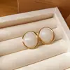 Caixa de Coleção de Ornamentos Antigos Brincos Stud com Pingente Geométrico de Resina Brilho Leve Sensação de Luxo High-End Design de Moda Simples Joia para Orelha