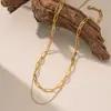 Colar em camadas de corrente de cobra plana de três camadas, moda joia transfronteiriça europeia e americana, corrente de metal em forma de cruz para mulheres, corrente de clavícula com temperamento, atacado