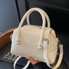 Bolsa Pequena Crowdsourcing de Alta Qualidade Feminina Primavera 2025 Nova Moda Bolsa Transversal de Ombro Estilo Coreano Bolsa Travesseiro Portátil Feminina