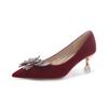 Fivela de Borboleta com Strass, Salto Taça de Vinho, Sapatos de Salto Alto Vermelho Intenso, Sapatos de Banquete, Sapatos de Casamento Xiuhe para Mulheres