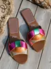Chinelos Femininos Plus Size Transfronteiriços Verão 2025 Novos Sandálias Planas Cruzadas de Comércio Exterior Chinelos Simples Versáteis