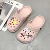 Tamancos femininos de verão para uso externo, novo modelo 2022, sandálias confortáveis tipo slip-on com solado grosso antiderrapante para estudantes